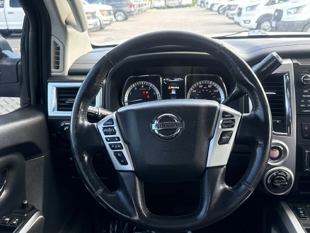Used 2018 White Nissan SV image 16