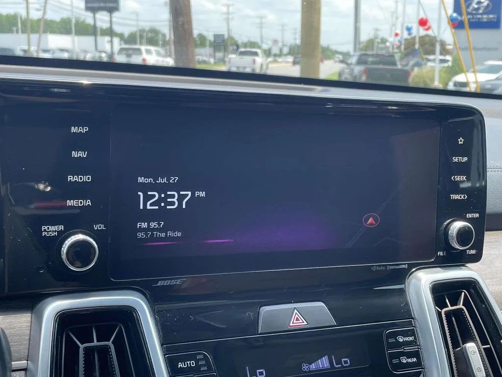 Used 2022 Green Kia X-Line SX Prestige image 28