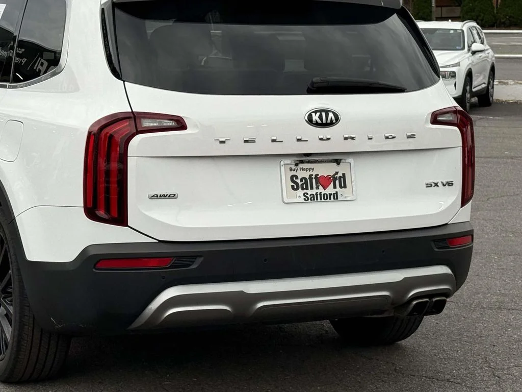 Used 2021 White Kia SX image 10