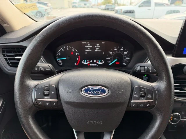 Used 2020 Silver Ford SE image 9
