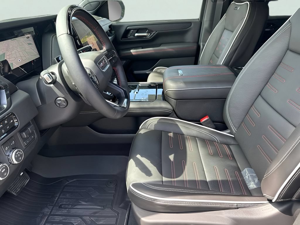 2026 GMC Yukon AT4 Ultimate - Photo 9