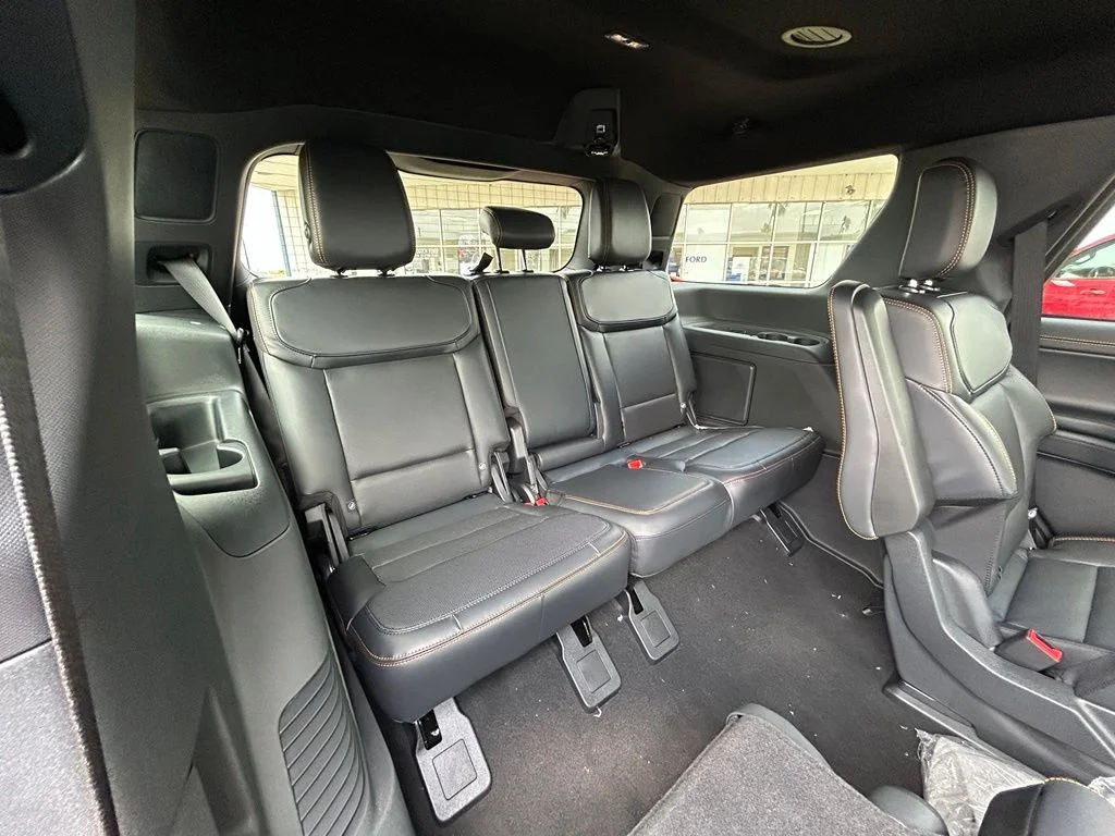 New 2027 Bronze Fire Metallic Tinted Clearcoat Ford Tremor® image 22