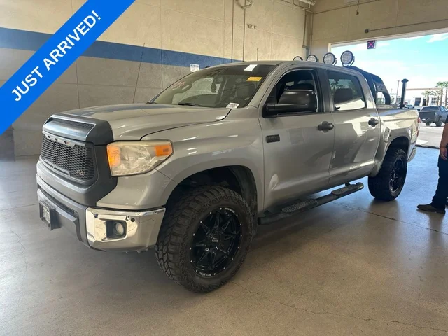 2017 Toyota Tundra SR5