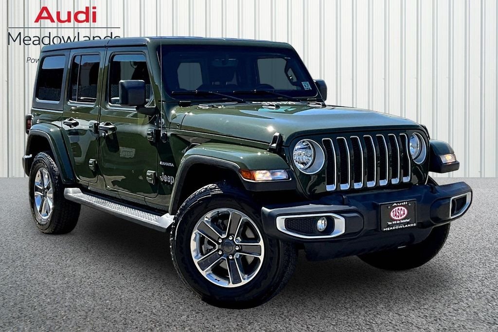 Used 2022 Green Jeep Unlimited Sahara image 3
