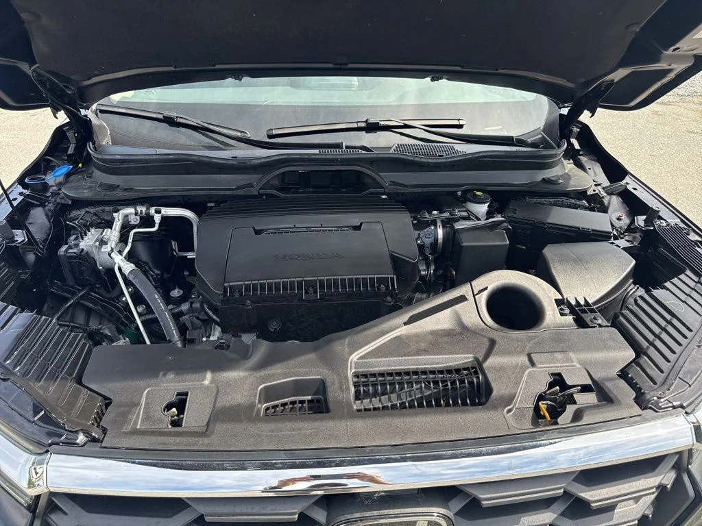 Used 2025 Black Honda EX-L image 35