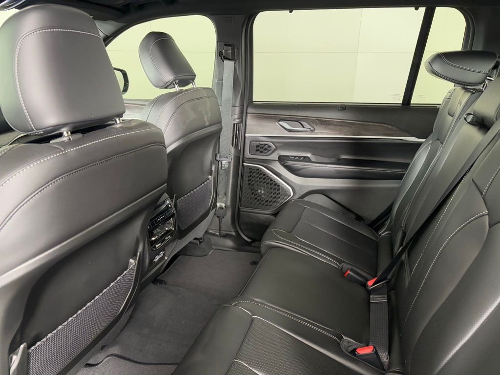 2025 Jeep Grand Cherokee L Limited - Photo 41