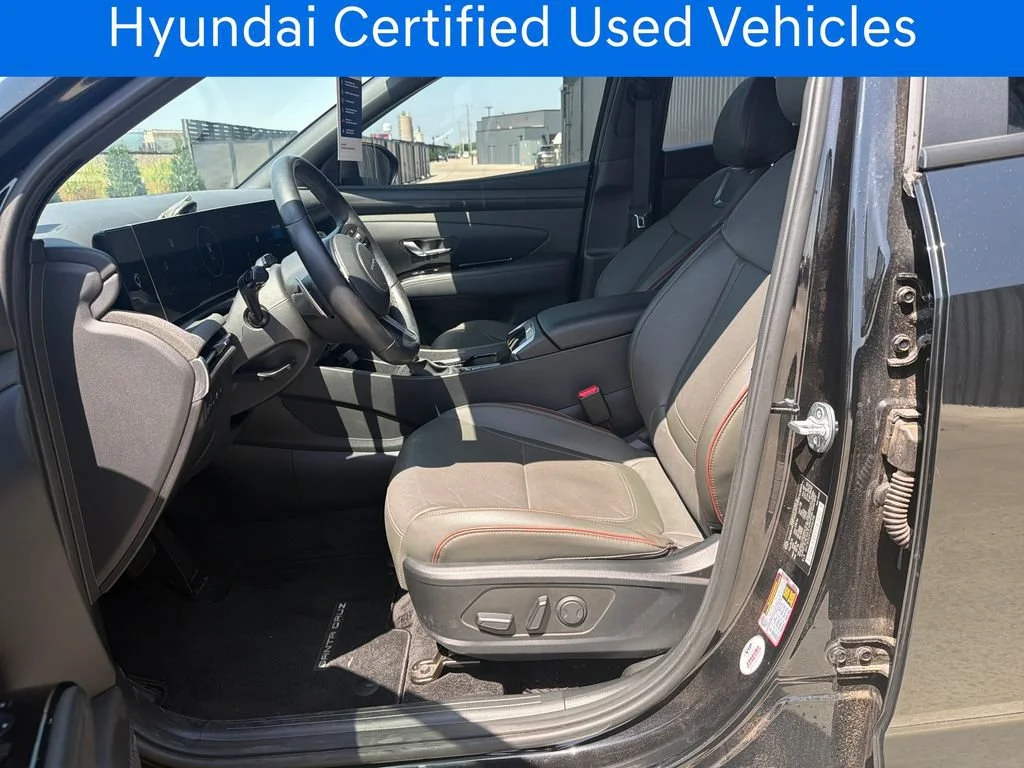 Certified Pre-Owned 2025 Hyundai Santa Cruz Limited