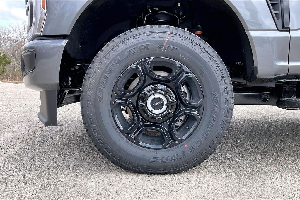 New 2026 Ford Super Duty F-250 XL 4D Crew Cab