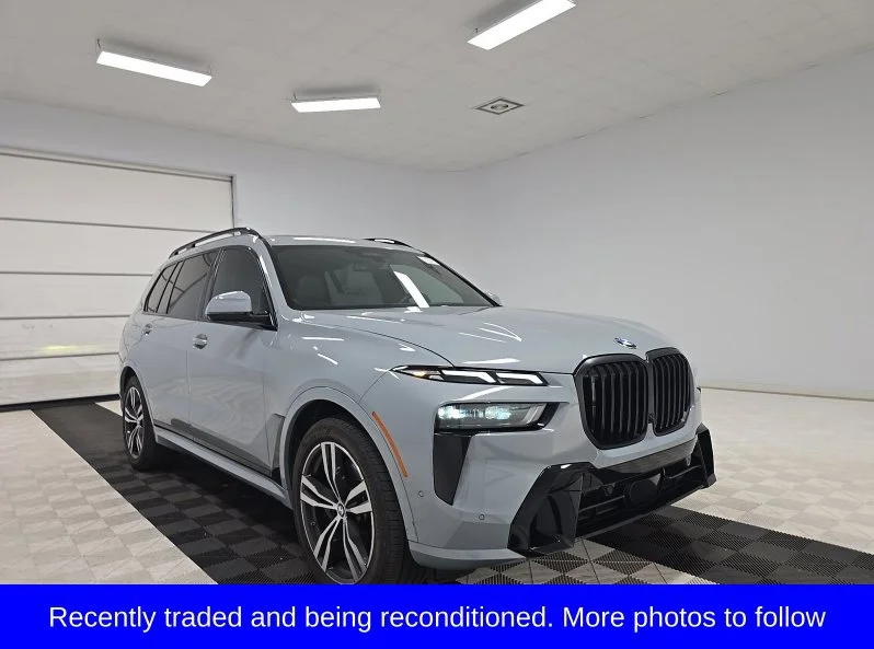 2024 BMW X7 40i