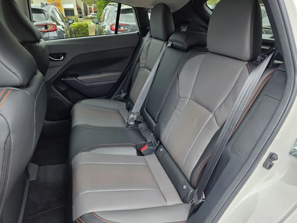 New 2026 CRYSTAL WHITE PEARL Subaru Limited image 15