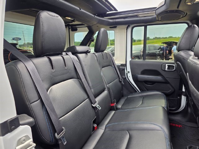 Certified Used 2023 Bright White Clearcoat Jeep Rubicon image 19