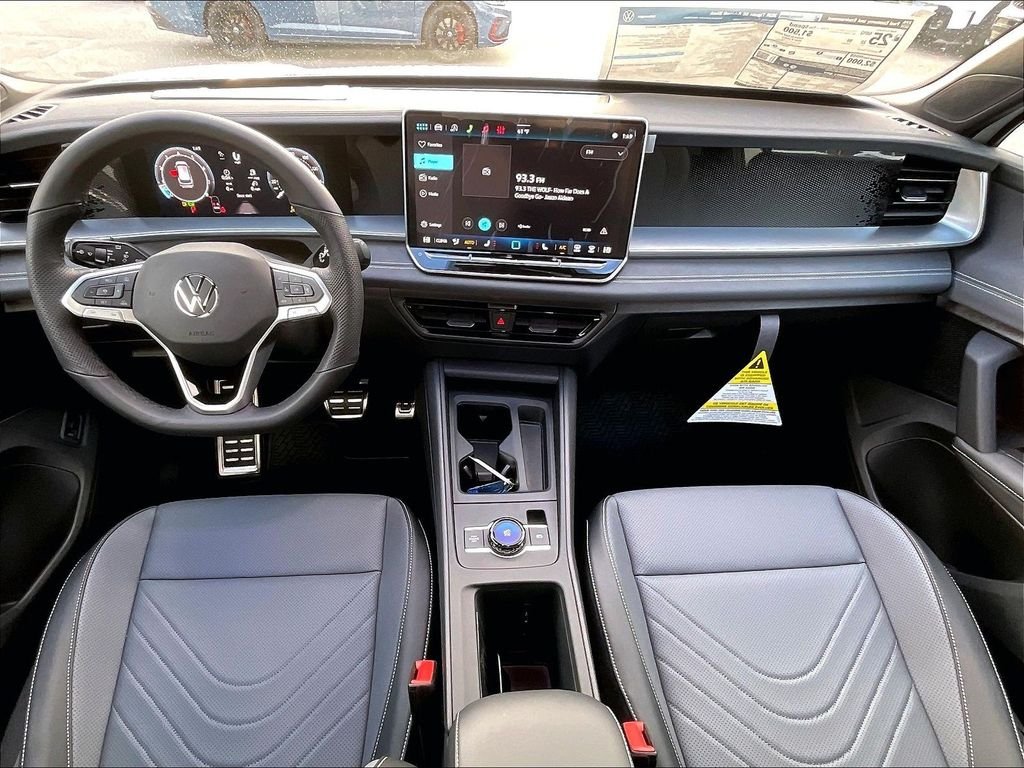 2026 Volkswagen Tiguan SE R-LINE BLACK - Photo 12