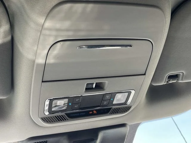 Used 2023 Gray Ford LARIAT image 30