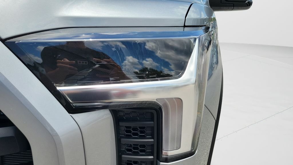 2026 Toyota Tundra SR5 - Photo 24