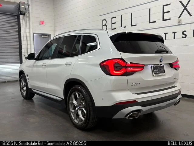Used 2024 White BMW xDrive30i image 7