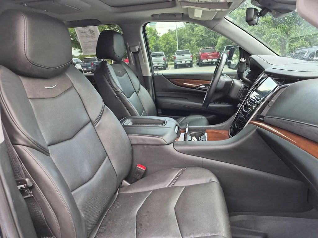 Used 2020 Black Cadillac Premium Luxury image 42