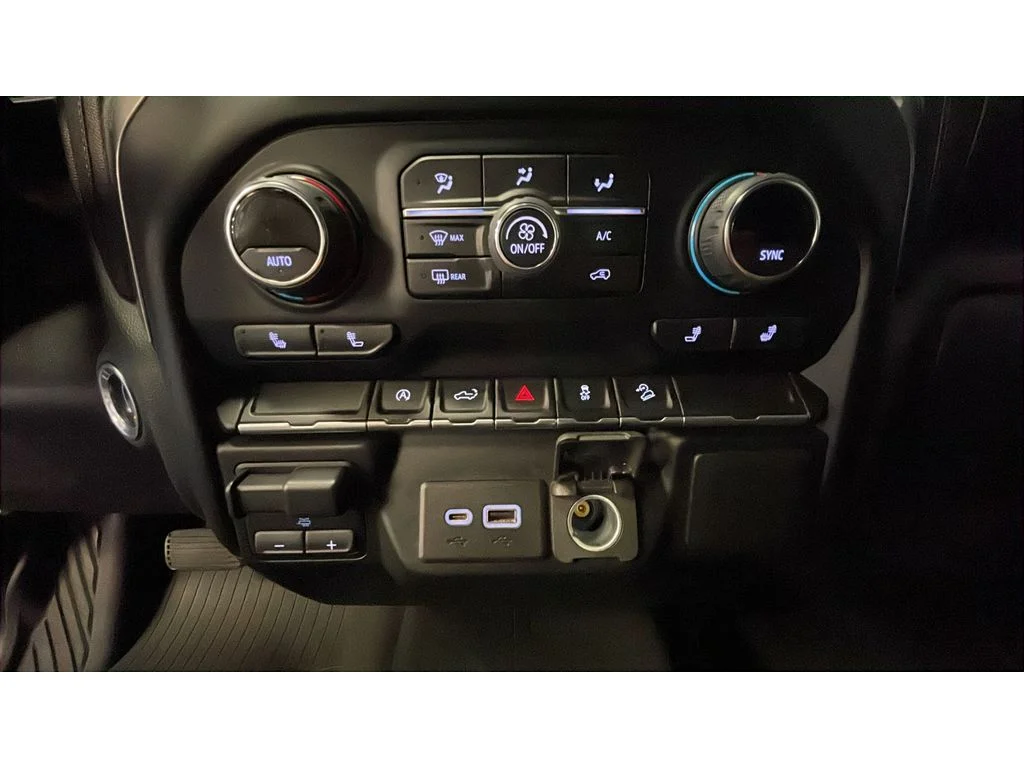 2021 Chevrolet Silverado 1500 RST - Photo 14