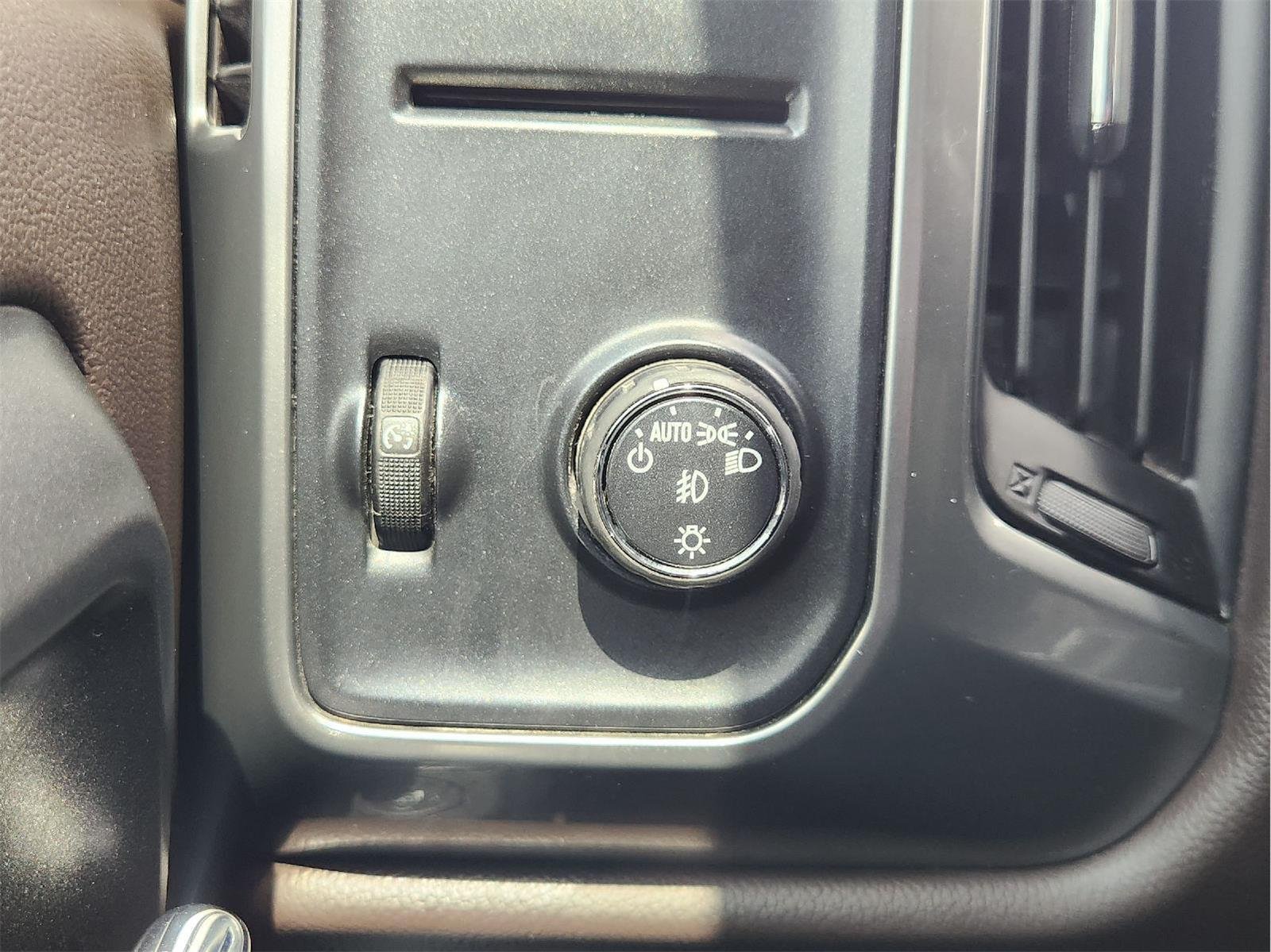 2015 Chevrolet Silverado 1500 LT - Photo 21