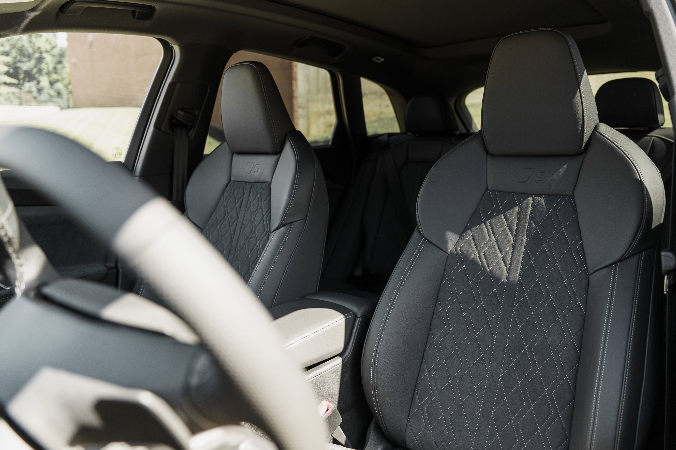 New 2026 MYTHOS BLACK Audi Premium Plus image 21