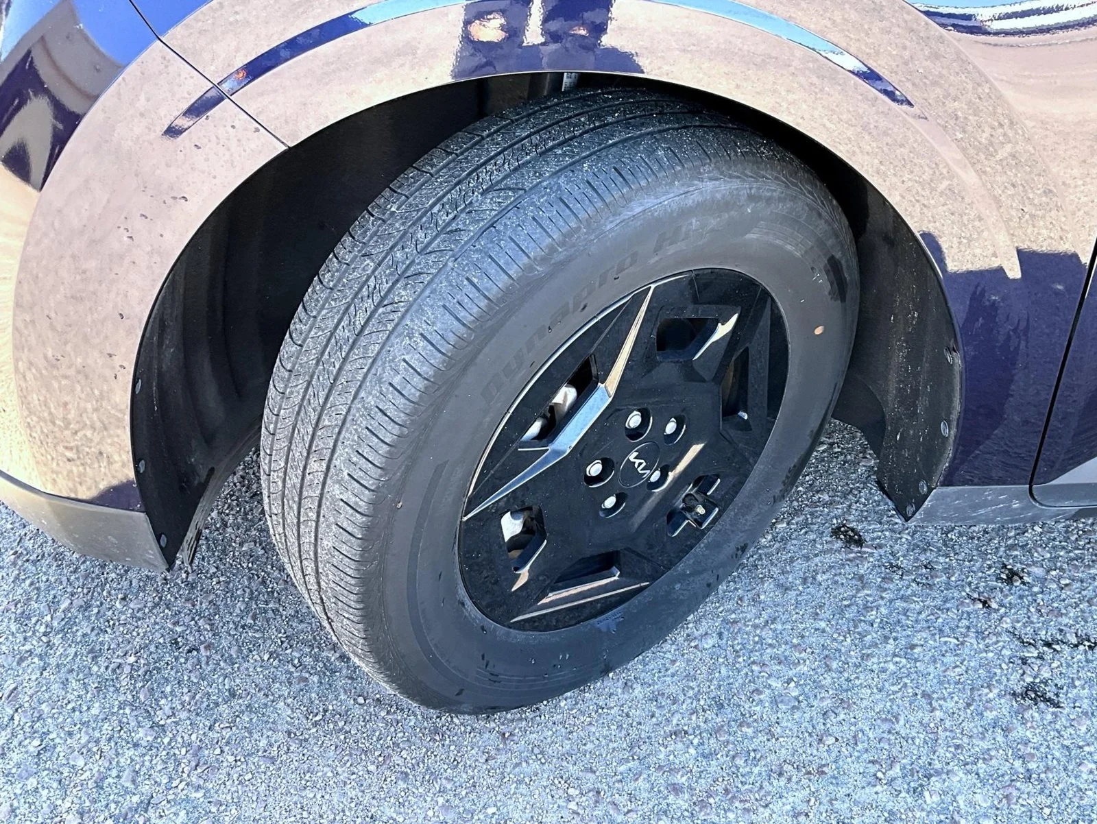 Used 2025 Blue Kia LXS image 23