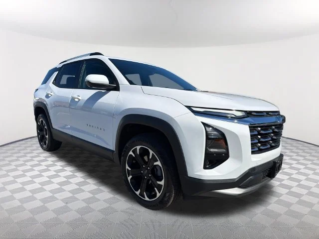 Used 2026 Summit White Chevrolet LT image 3