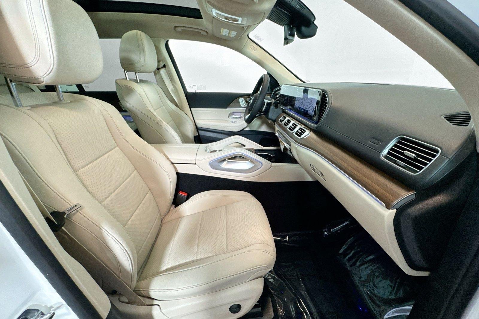 New 2026 Polar White Mercedes-Benz GLS 450 image 27