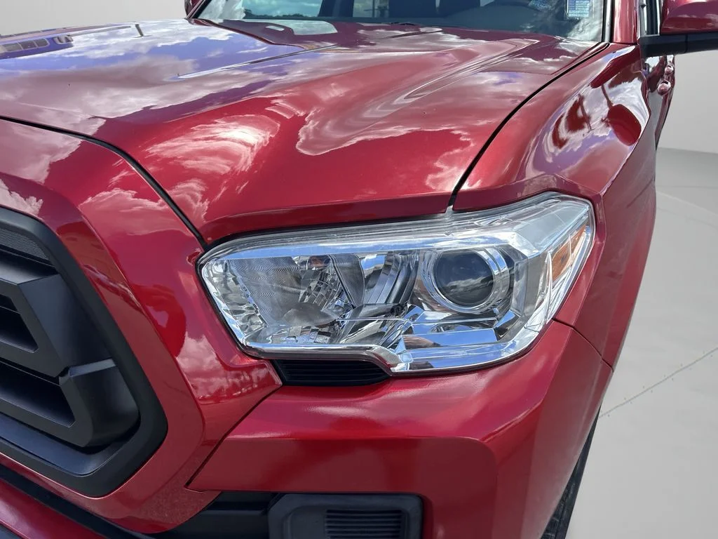 Used 2020 Red Toyota SR image 13