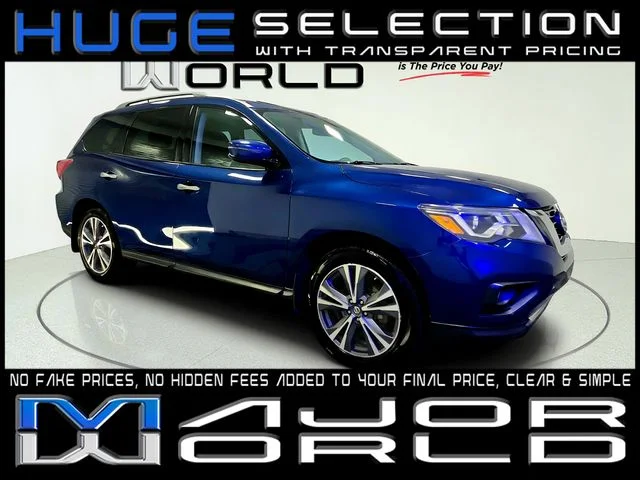 2017 Nissan Pathfinder SV