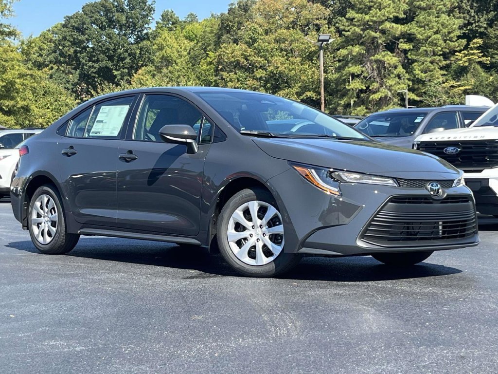 New 2027 Underground Toyota LE image 1