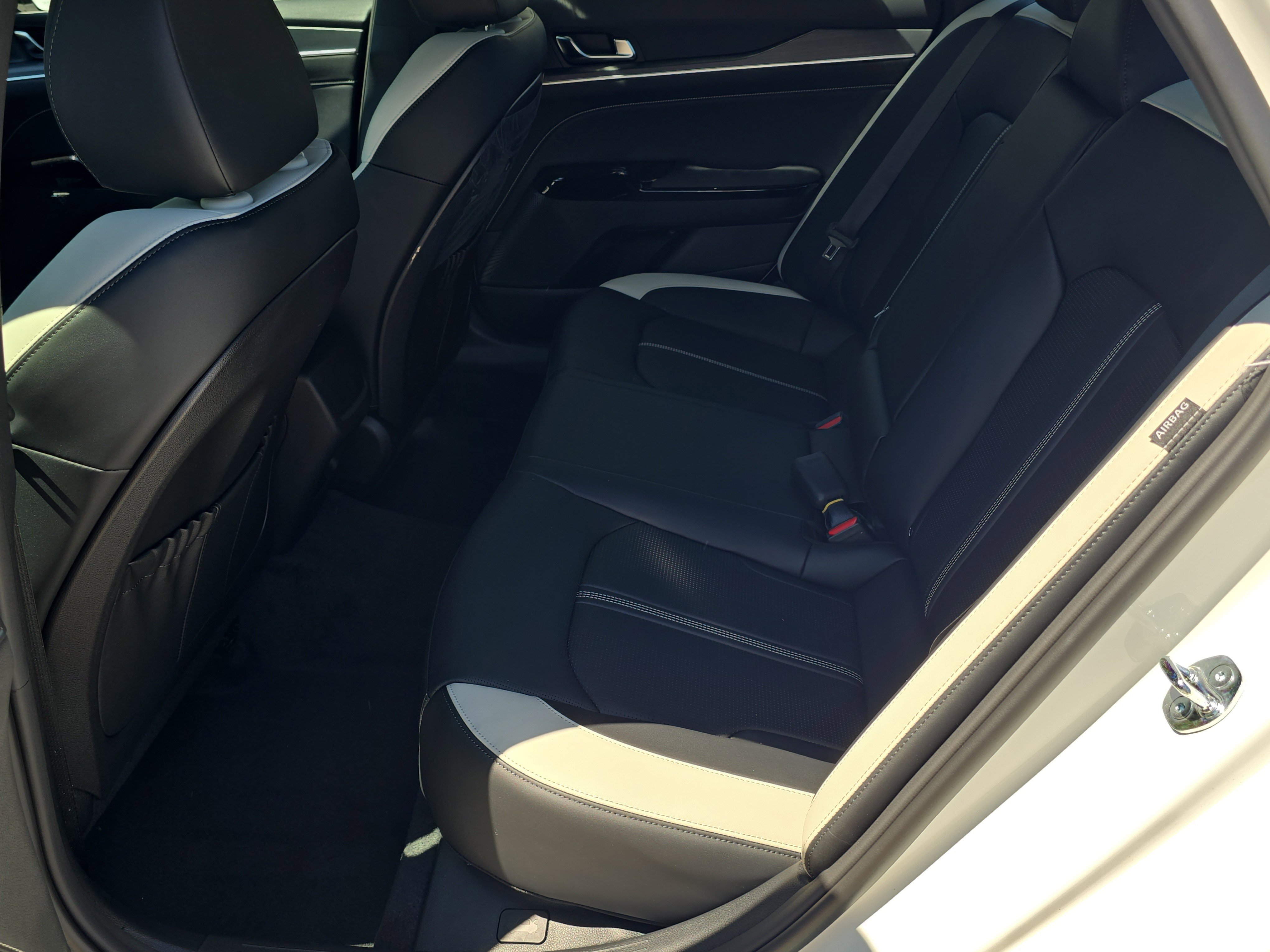 New 2026 Snow White Pearl Kia GT-Line FWD image 16