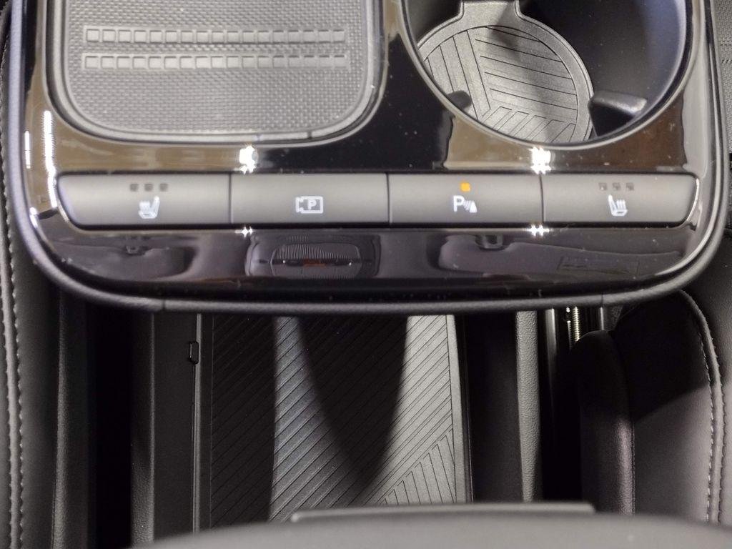 New 2026 Abyss Black Hyundai SEL image 30