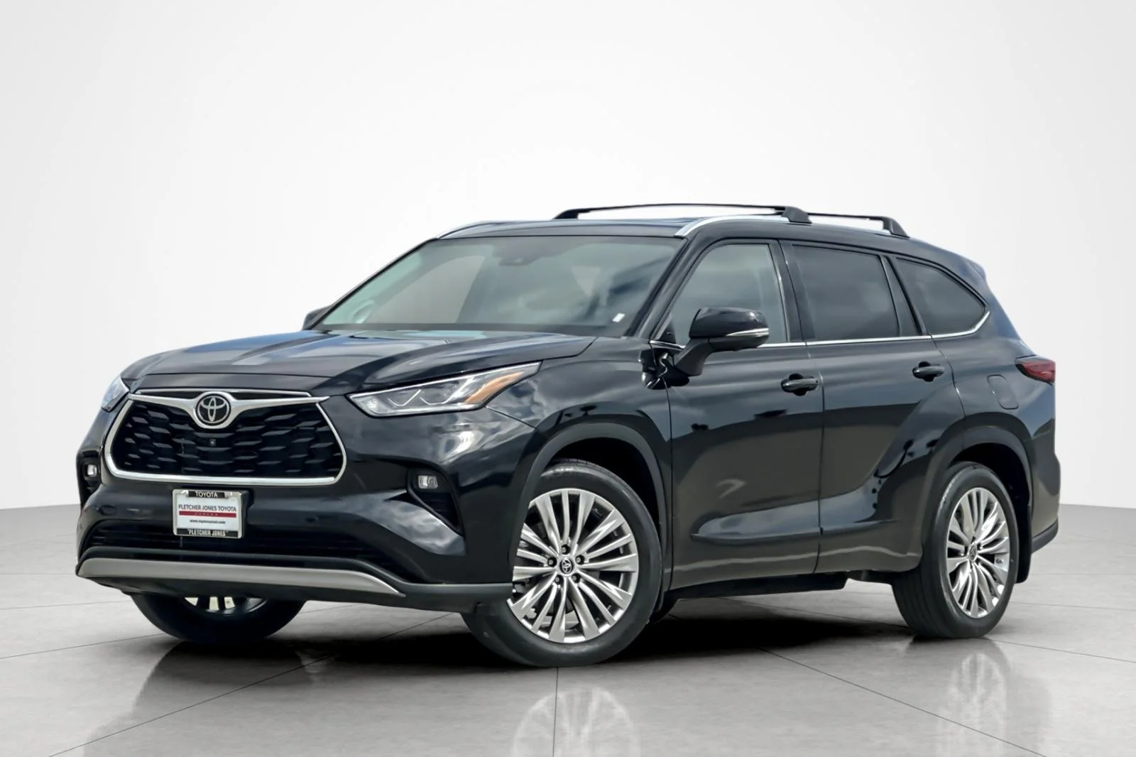 2023 Toyota Highlander Platinum FWD's photo