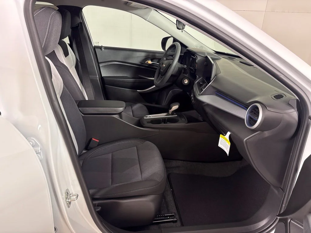 2026 Chevrolet Trax LS - Photo 17