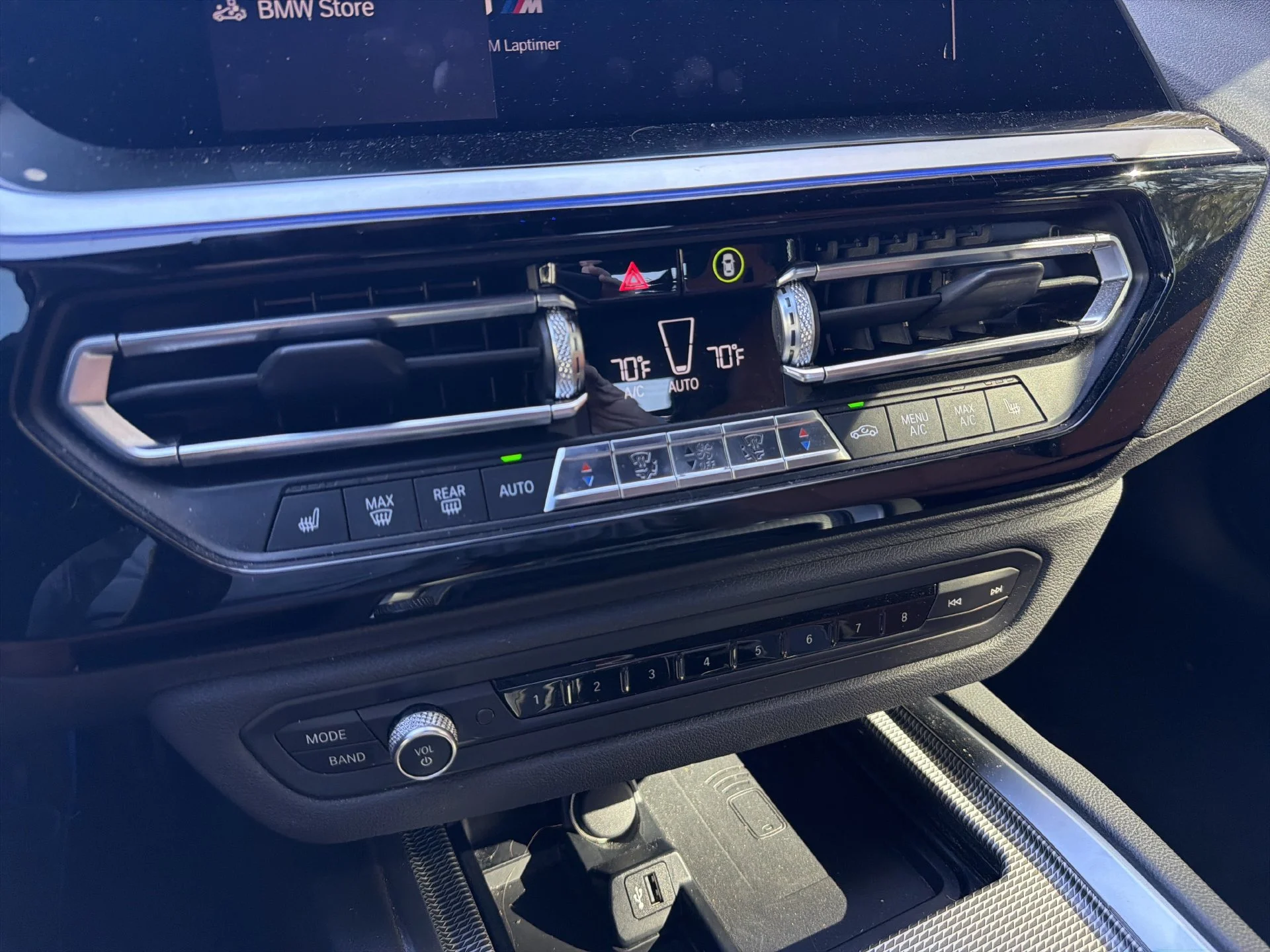Used 2019 Black Sapphire Metallic BMW sDrive30i image 26