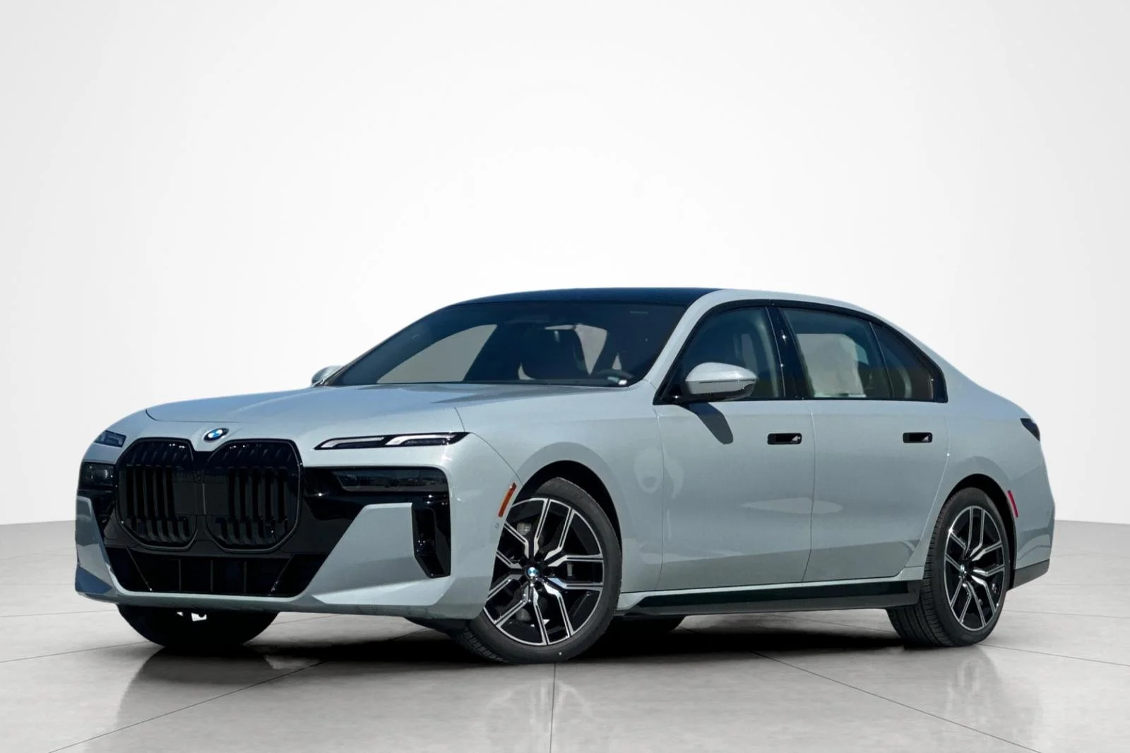 2026 BMW 7 Series 740i xDrive Sedan's photo