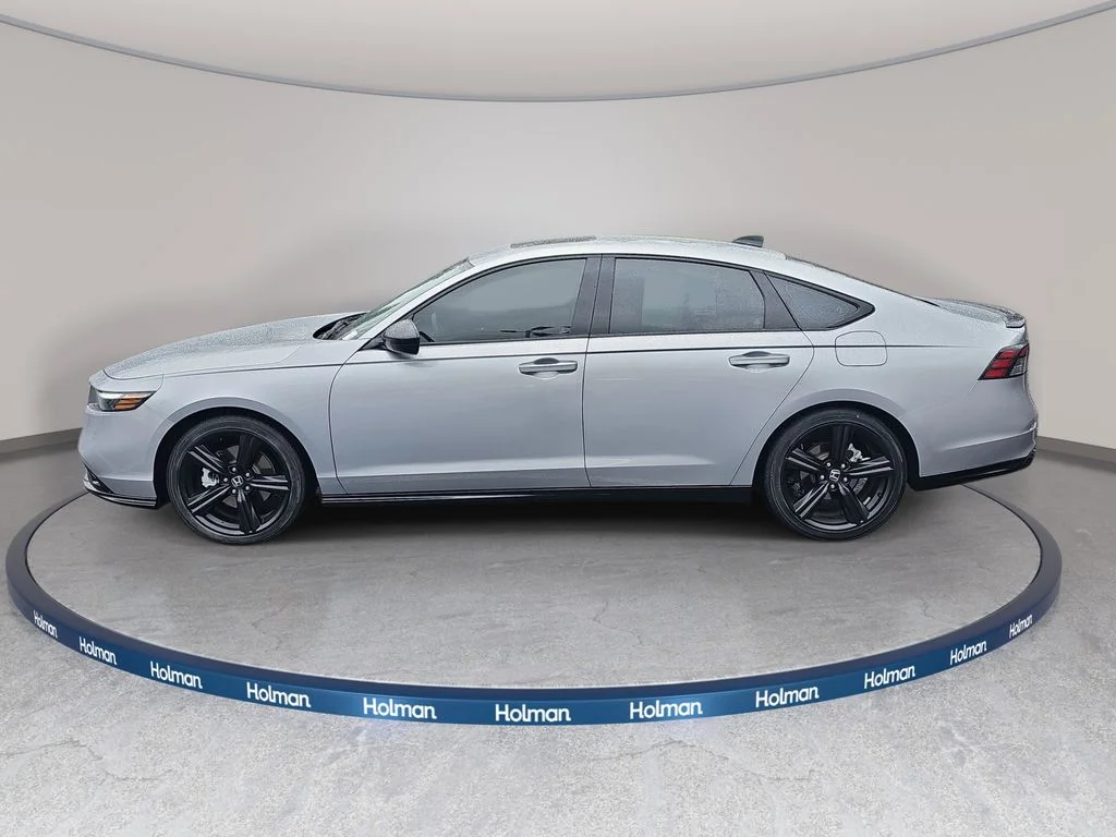 Used 2024  Honda Sport-L image 9