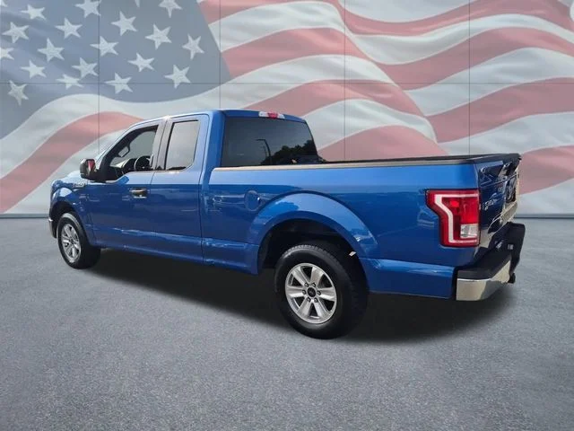Used 2016 Blue Ford XLT image 5