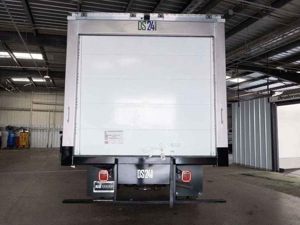 New 2025 White Ford XL image 7