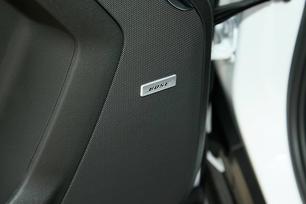 2026 GMC Yukon XL Denali - Photo 35