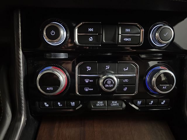 Used 2024 White Frost GMC Denali Ultimate image 21