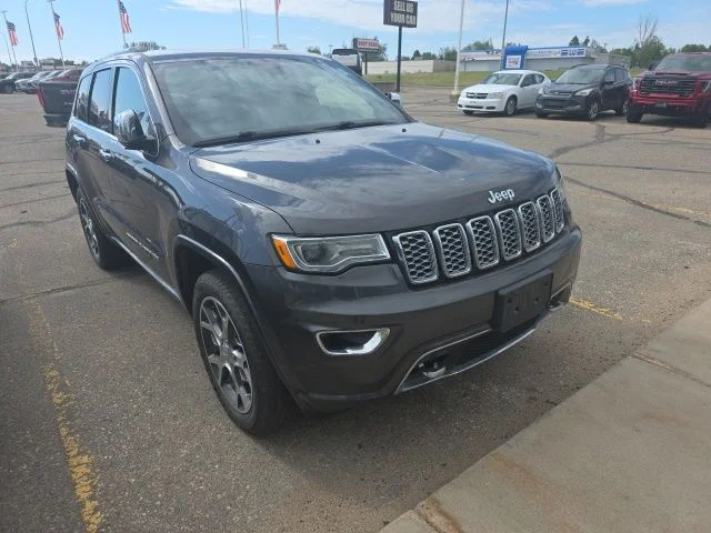 2020 Jeep Grand Cherokee Overland 4WD's photo