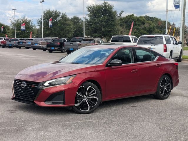 2023 Nissan Altima 2.5 SR