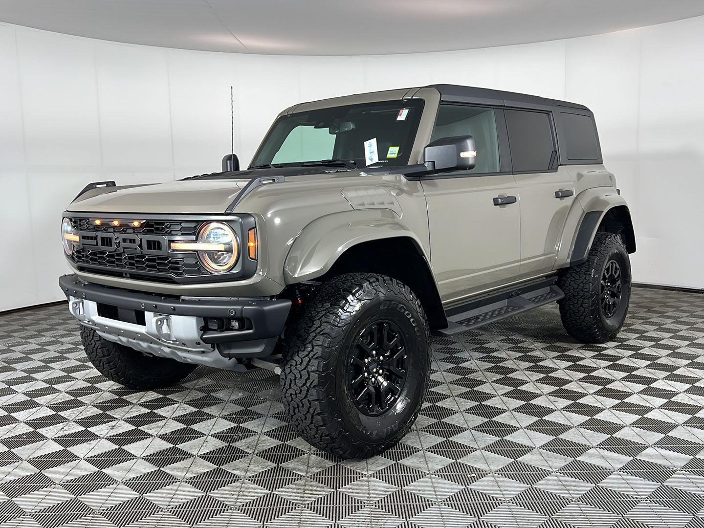 Used 2025 Marsh Gray Ford Raptor image 6
