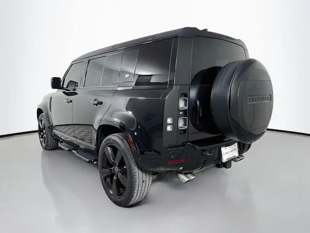 Certified Used 2024 Black Land Rover V8 image 7