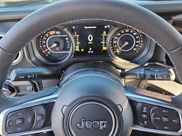 New 2026 Anvil Clear-Coat Exterior Paint Jeep Sahara image 22