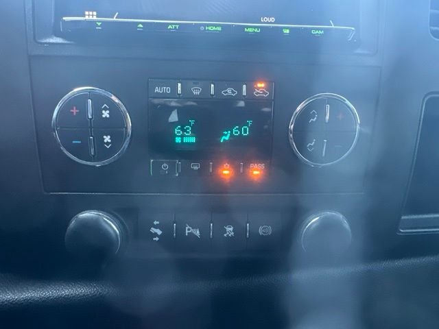 Used 2011 Silver GMC SLE image 25