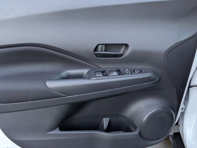 2025 Nissan KICKS PLAY Base - Photo 18