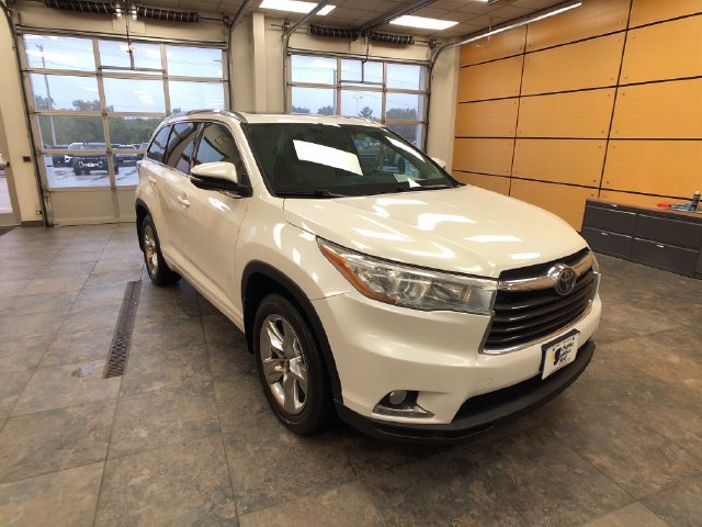 2016 Toyota Highlander Limited Platinum V6