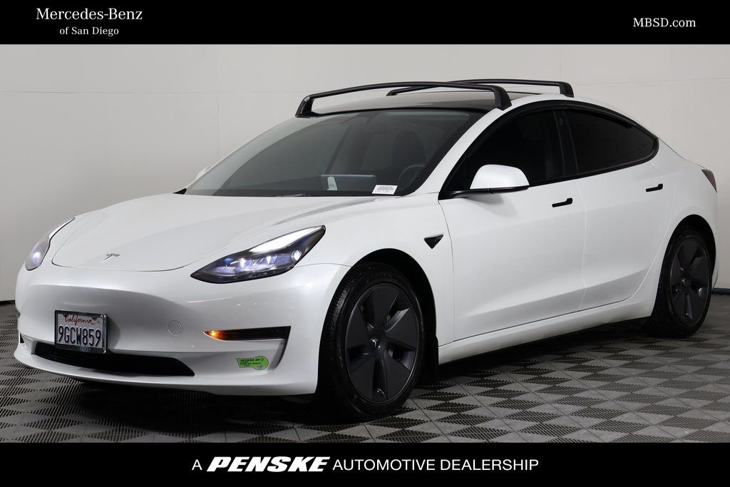 2023 Tesla Model 3 -'s photo