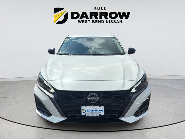 New 2026 White Nissan 2.5 SV image 8